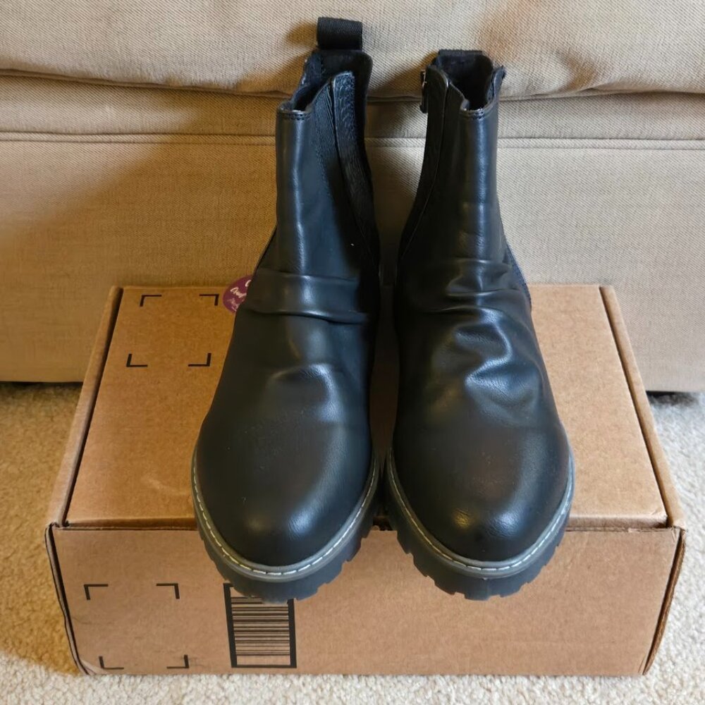 Blowfish Women's Malibu Redsen Vegan Leather Ankle Zip-Up Boots